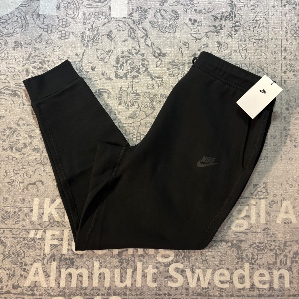 Nike Tech Fleece Joggers Mens Black Slim Fit Sweatpants FB8002-010 NEW